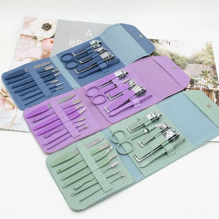 16-in-1 Professional Manicure & Pedicure Grooming Kit – Stainless Steel